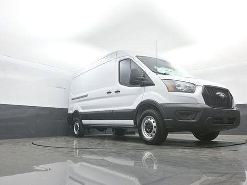 New 2026 Ford Transit 250 148 Medium Roof image 23