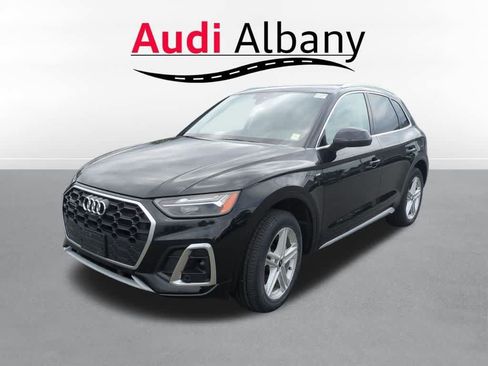 Used 2025 Audi Q8 Premium Plus AWD/4WD image 8