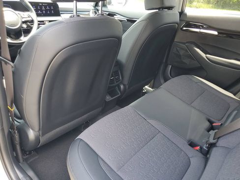 New 2026 Kia Seltos S FWD image 21