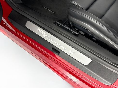 Used 2022 Porsche 911 Carrera S RWD image 35