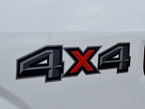 Used 2018 Ford F150 XLT w/ Equipment Group 302A Luxury AWD/4WD image 30