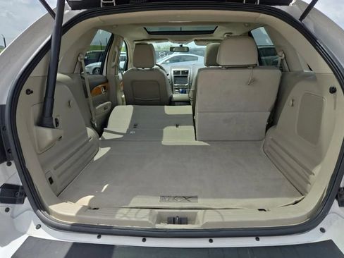 Used 2014 Lincoln MKX FWD w/ Equipment Group 102A image 10