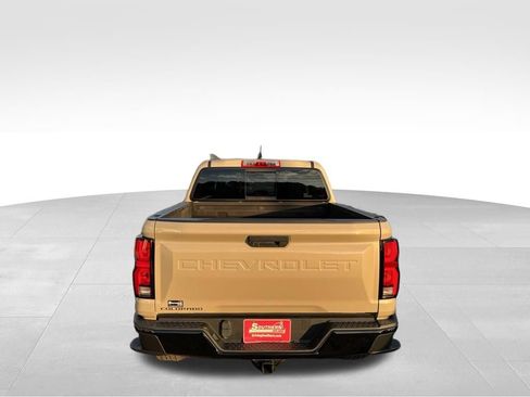 Used 2023 Chevrolet Colorado Z71 w/ Advanced Trailering Package AWD/4WD image 41