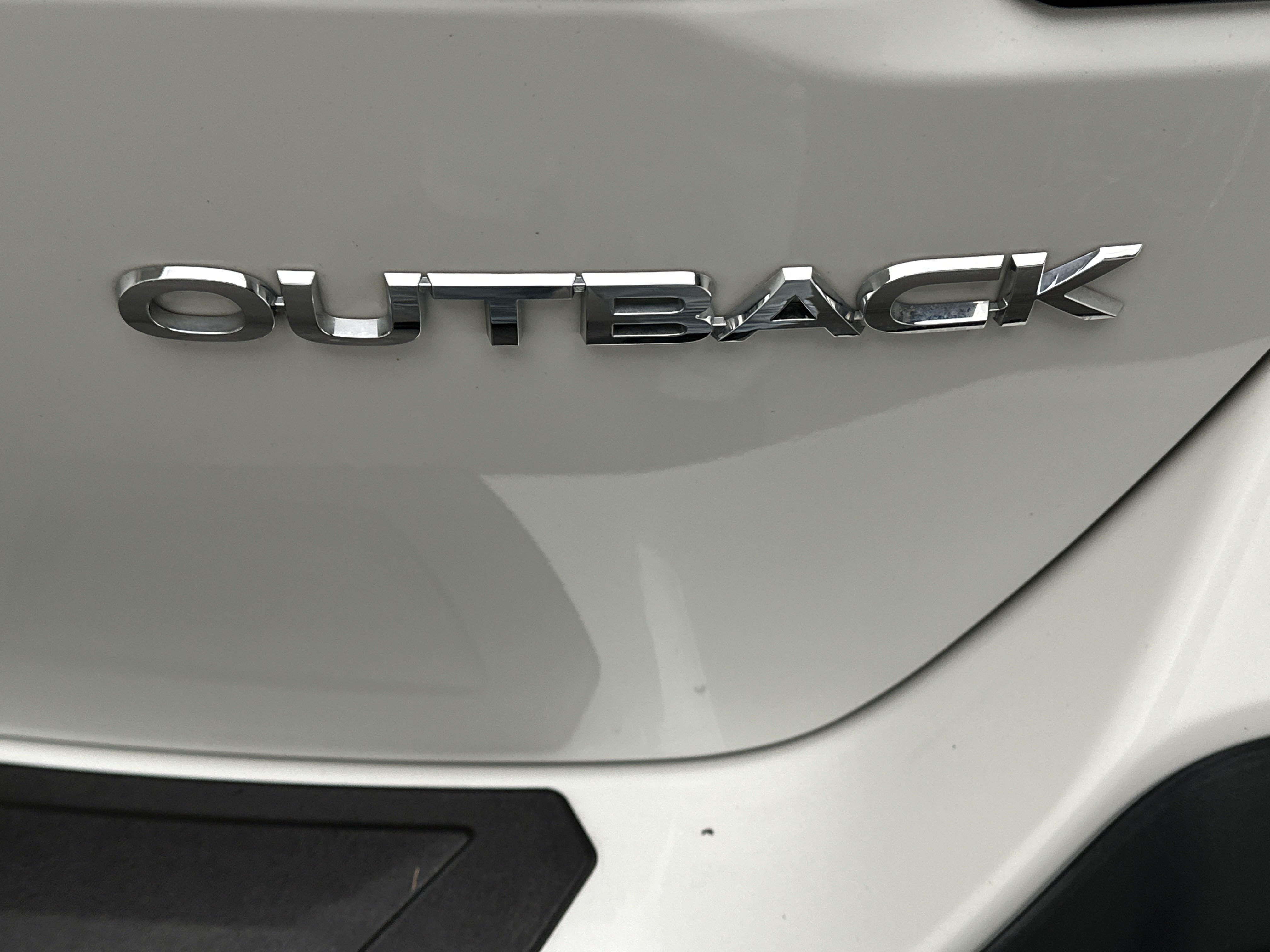 Used 2025 Subaru Outback Premium AWD/4WD image 12