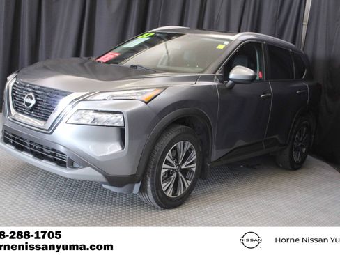 Certified 2023 Nissan Rogue SV w/ SV Premium B Package FWD image 3