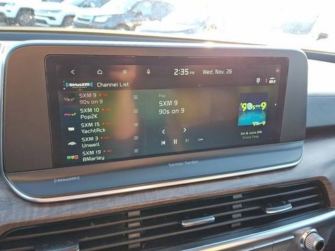 Used 2022 Kia Telluride SX w/ SX Prestige Package image 23