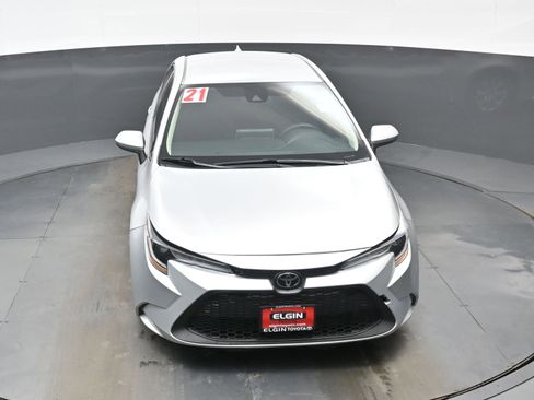 Used 2021 Toyota Corolla LE image 33