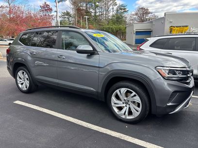 Used 2021 Volkswagen Atlas SE w/ Panoramic Sunroof Package