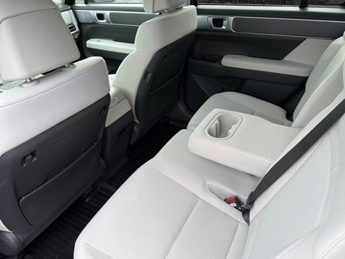 New 2026 Hyundai Santa Fe SE image 14