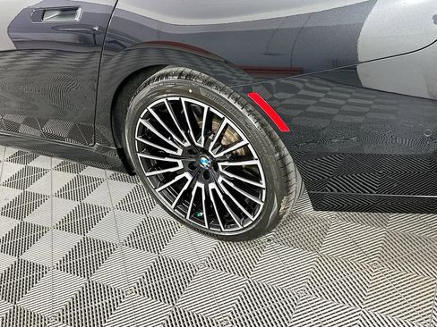 Used 2024 BMW 760i xDrive 760i xDrive image 39