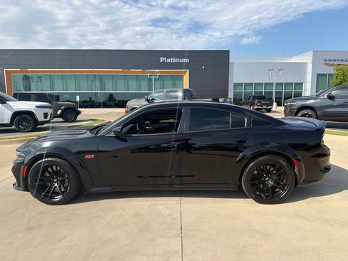 Used 2023 Dodge Charger Scat Pack RWD image 2