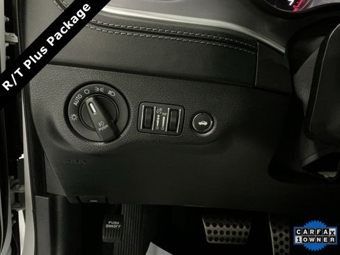 Used 2022 Dodge Charger R/T w/ Plus Group image 19