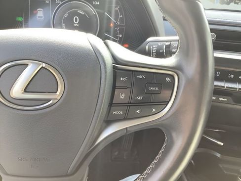 Used 2020 Lexus UX 250h w/ Accessory Package 2 image 22