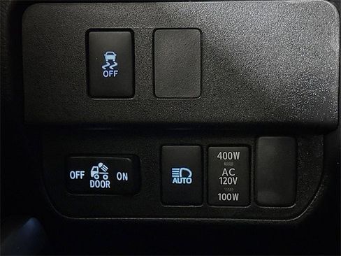 Used 2023 Toyota Tacoma TRD Sport image 10