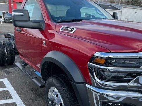 New 2026 RAM 5500 Tradesman AWD/4WD image 3