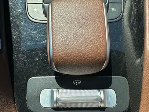 Certified 2024 Mercedes-Benz GLS 450 4MATIC image 37