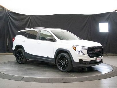 Used 2024 GMC Terrain SLE w/ Elevation Edition