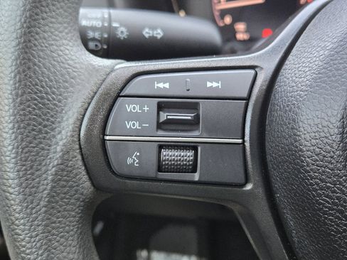 Used 2025 Honda Accord SE image 28