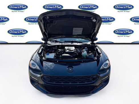 Used 2017 FIAT 124 Spider Classica RWD image 26