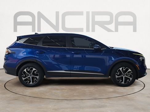 Certified 2023 Kia Sportage EX image 9