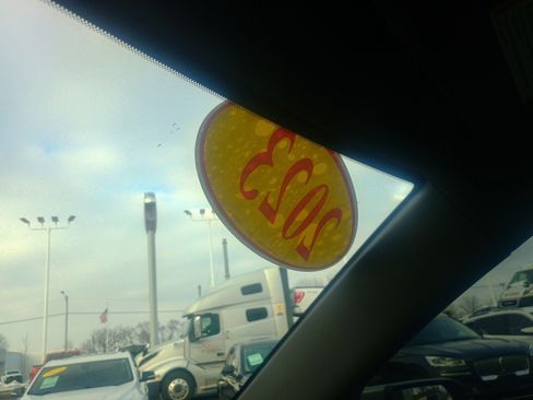 Used 2023 Chevrolet Traverse RS w/ LPO, Floor Liner Package image 31