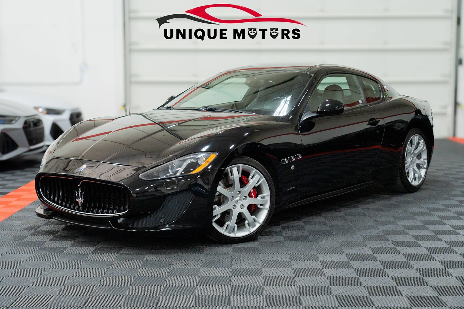 Used 2014 Maserati GranTurismo Sport RWD image 1