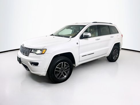 Used 2021 Jeep Grand Cherokee Overland image 3