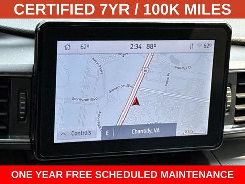 Used 2022 Ford Explorer XLT w/ Equipment Group 202A AWD/4WD image 19