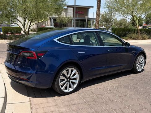 Used 2018 Tesla Model 3 Long Range AWD/4WD image 3