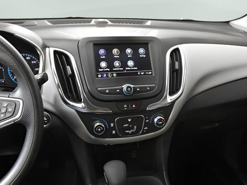 Used 2022 Chevrolet Equinox LS AWD/4WD image 23