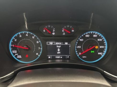 Used 2018 Chevrolet Equinox LS FWD image 13