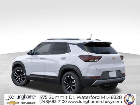 New 2026 Chevrolet TrailBlazer LT w/ Convenience Package AWD/4WD image 3