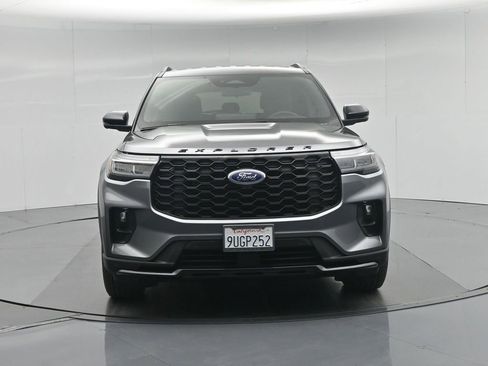 Used 2025 Ford Explorer ST-Line RWD image 30