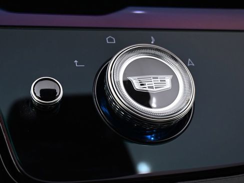 New 2025 Cadillac Escalade IQ Luxury 2 AWD/4WD image 35