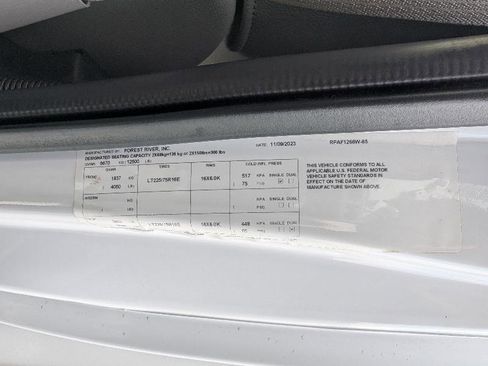 Used 2024 Ford E-350 and Econoline 350 Super Duty w/ Power Windows & Locks Group RWD image 33