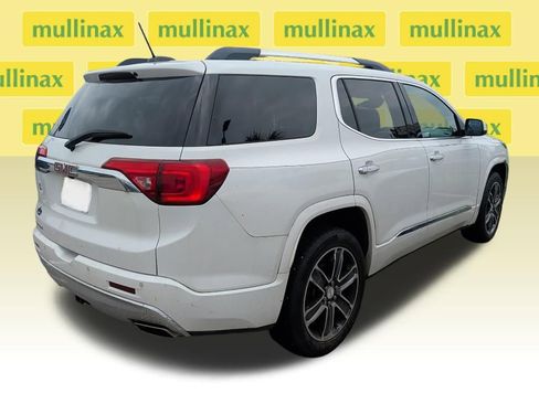 Used 2018 GMC Acadia Denali w/ Technology Package FWD image 6