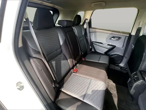 Certified 2023 Nissan Rogue SV FWD image 20