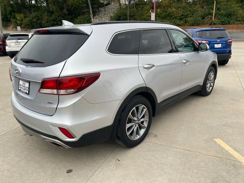 Used 2018 Hyundai Santa Fe SE w/ SE Premium Package 02 image 6