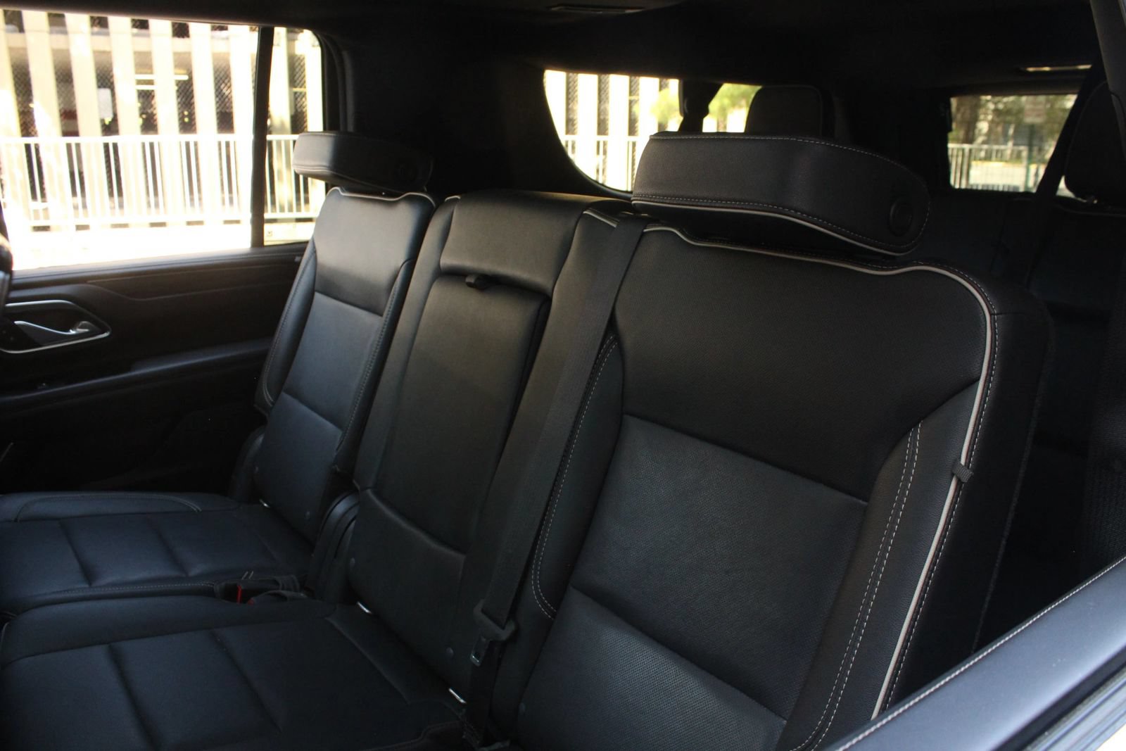 Used 2021 GMC Yukon XL SLT w/ SLT Premium Package AWD/4WD image 18