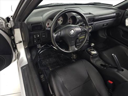 Used 2002 Toyota MR2 image 13