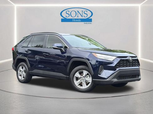Used 2025 Toyota RAV4 XLE FWD image 2
