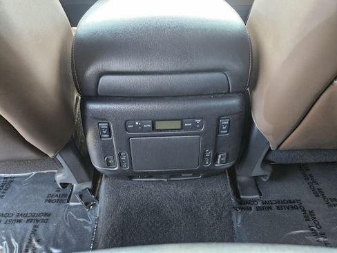 Used 2020 Nissan Armada Platinum w/ Platinum Reserve Package AWD/4WD image 11