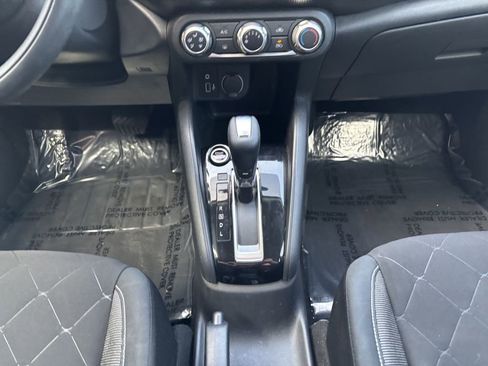 Used 2020 Nissan Kicks S FWD image 19