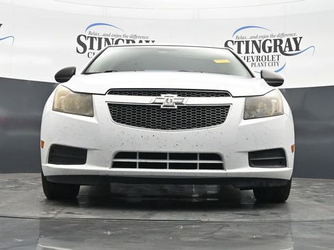Used 2014 Chevrolet Cruze LS FWD image 27