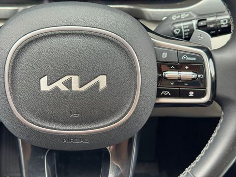 Used 2022 Kia Sorento SX w/ Panoramic Sunroof Package AWD/4WD image 20
