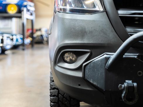 Used 2021 Mercedes-Benz Sprinter 2500 w/ Premium Plus Package image 16