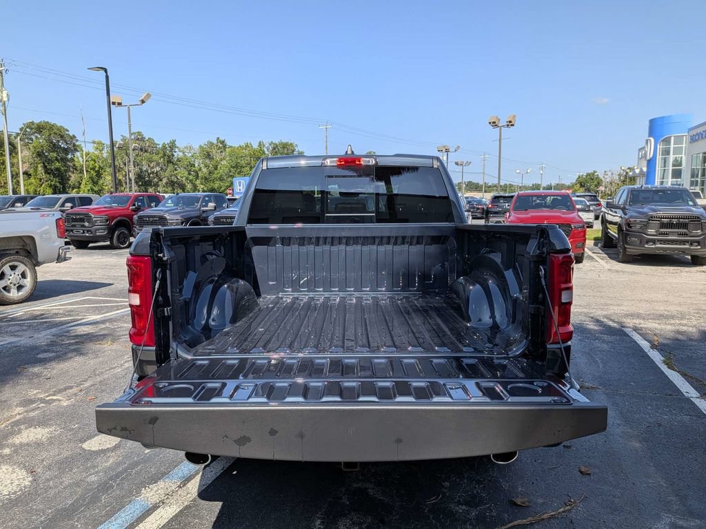 New 2026 RAM 1500 Laramie w/ Laramie Preferred Package AWD/4WD image 13