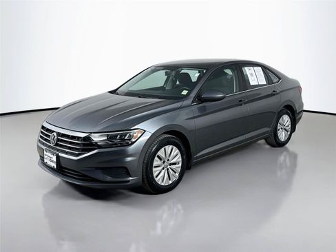 Used 2019 Volkswagen Jetta FWD image 5