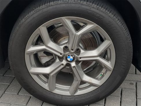 Certified 2024 BMW X3 xDrive30i w/ Premium Package image 12