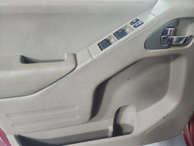 Used 2018 Nissan Frontier SV w/ Value Truck Package RWD image 20